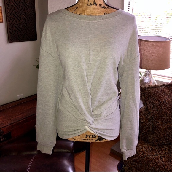 GIFTED🐰LUMIERE🐰TWISTED SWEATSHIRT - Picture 3 of 5